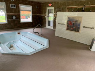Reconditioned Spa Floor
