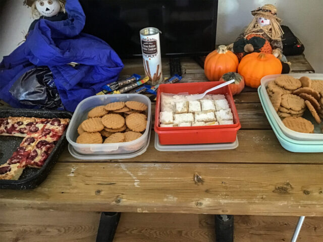 November-MSR Wood Cutting Party-Dessert