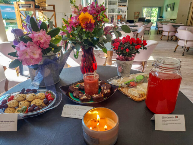 May-MSR Mothers-Day Event Flowers-and-Food